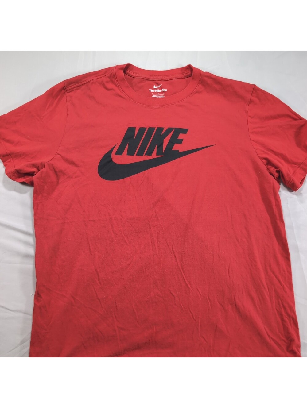 The Nike Tee Red Graphic T Shirt L